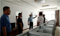 标题：自治区市场监管局党组成员、副局长杨林一行 调研指导乌兰察布市特检所新办公场所安置和疫情防控工作
浏览次数：441
发表时间：2021-10-12