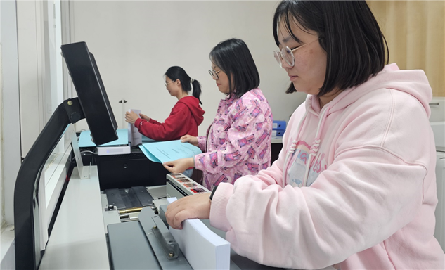 标题：质量守护路上的奋进者——
内蒙古特检院鄂尔多斯分院质量管理部的坚守与担当
浏览次数：63
发表时间：2025-05-13