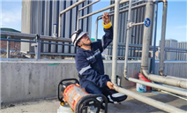 标题:千里驰骋展担当 呼伦贝尔分院特种设备检验业务拓至1200公里外
浏览次数:2730
发表时间:2025-09-18