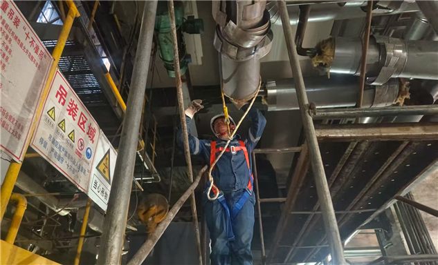 标题：内蒙古特检院阿拉善分院高效推进中盐内蒙古化工股份有限公司盐碱分公司管道检验工作
浏览次数：87
发表时间：2025-10-17