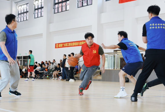 内蒙古特检院呼伦贝尔分院成功举办职工运动会