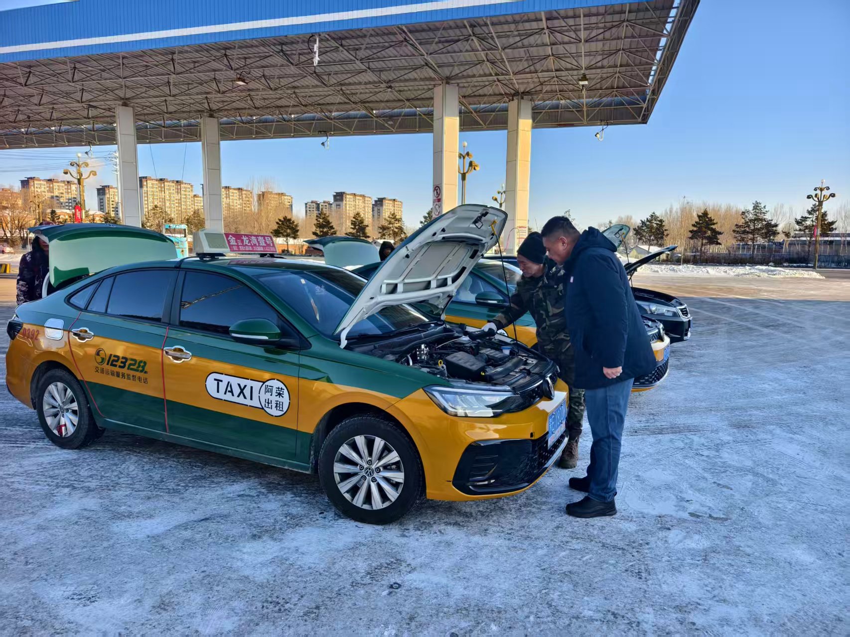 内蒙古特检院呼伦贝尔分院完成阿荣旗车用气瓶监督检验工作