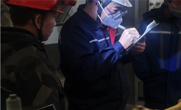 标题：坚守一线，守稳年关--内蒙古特检院鄂尔多斯分院争分夺秒守安全
浏览次数：1488
发表时间：2026-02-12