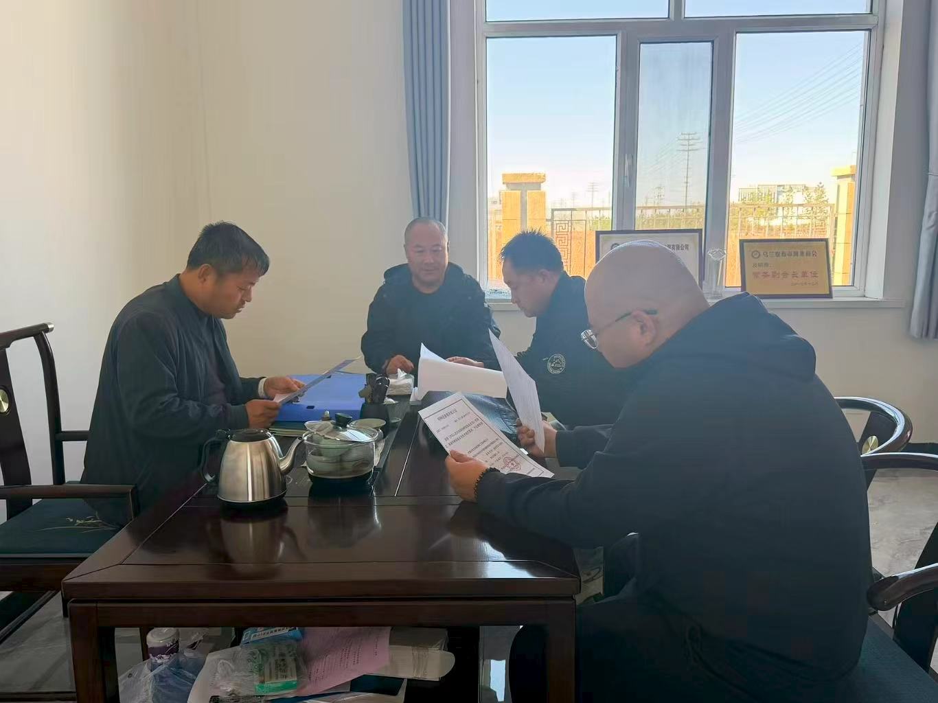 乌兰察布分院配合乌兰察布市市场监管局对内蒙古双龙彩板钢构工程有限公司特种设备进行专项督导检查
