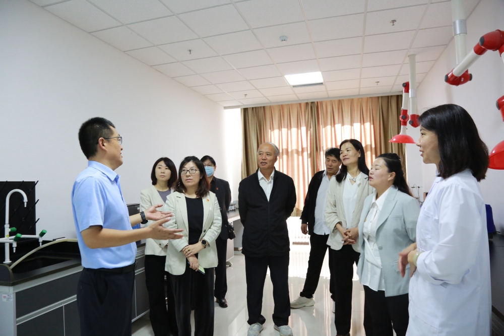 813B9052_副本.jpg 813B9052_副本.jpg