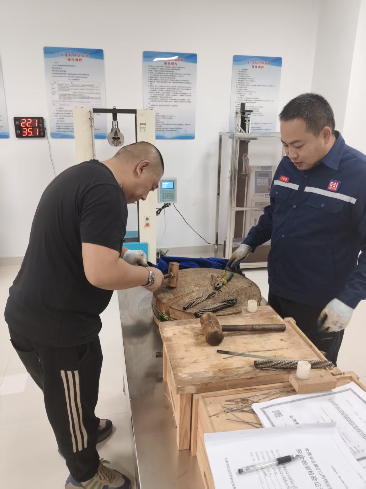 ee1e8ab749992097c2ca47b97de77a15.jpg ee1e8ab749992097c2ca47b97de77a15.jpg