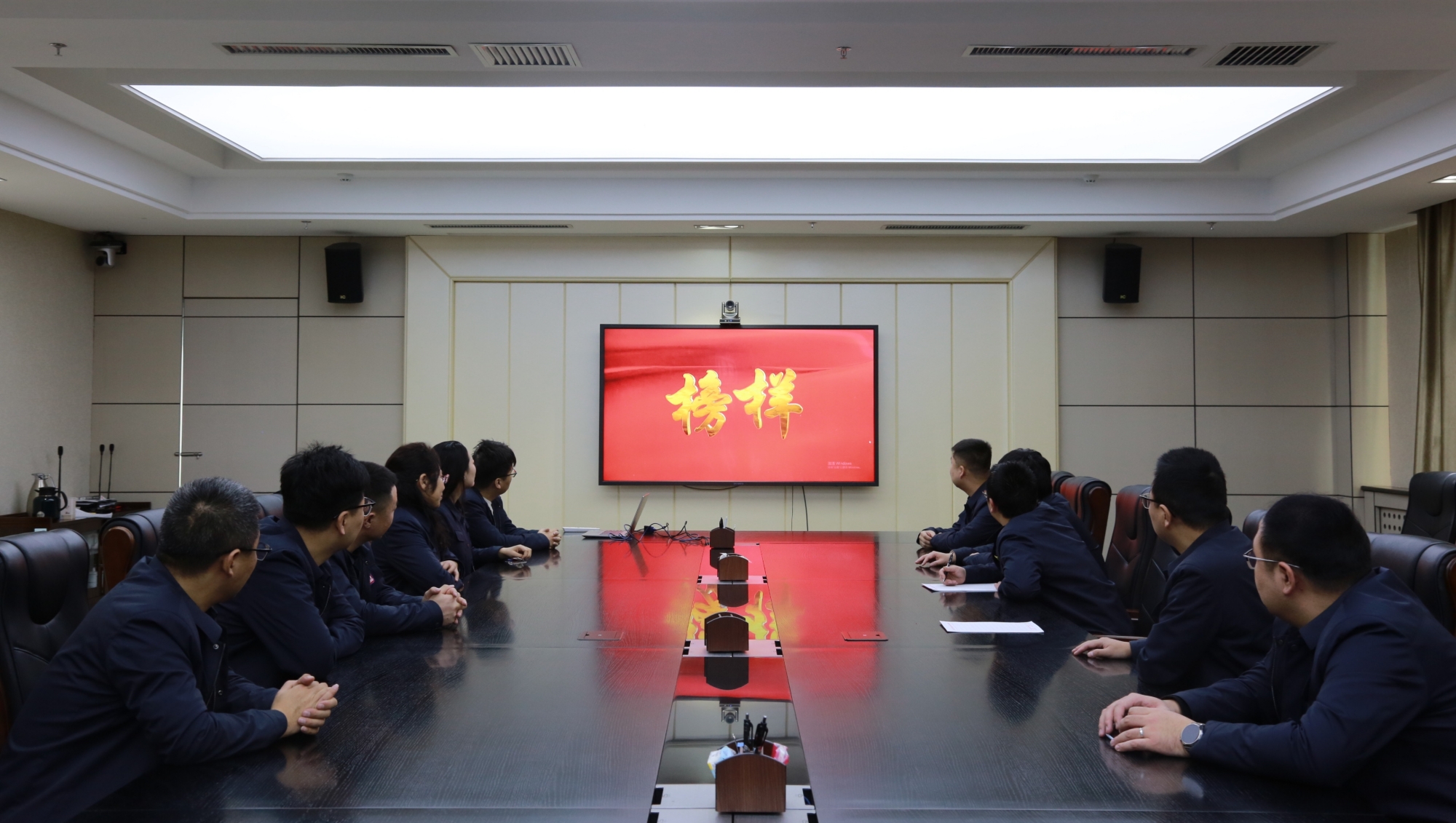 813B9946_副本_副本.jpg 813B9946_副本_副本.jpg